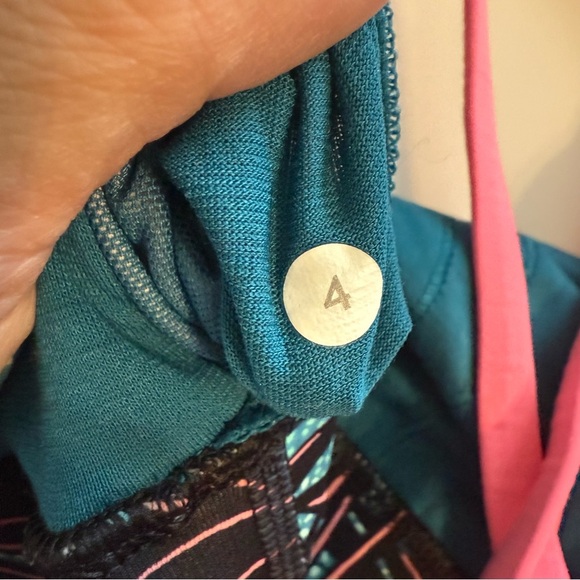 Lululemon Energy Bra Mini Palm Lace Tofino Teal Multi Flash Light Green Pink Sz4 - Picture 3 of 5